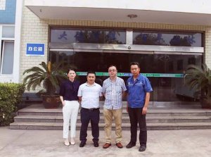 宁德时代质量总监岳嵩一行来开云手机官方版页面登录入口-开云（中国）精密指导工作